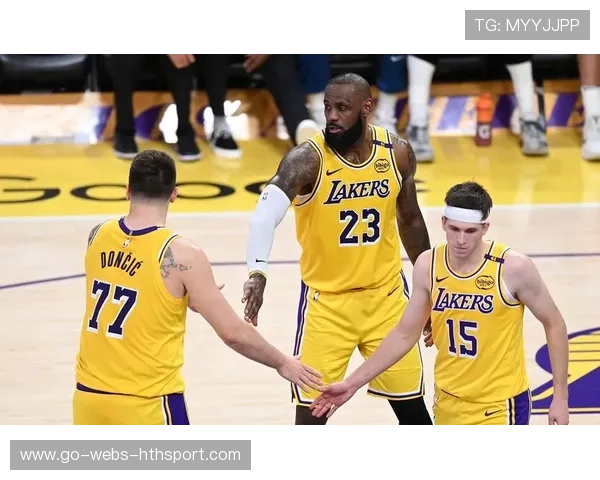 詹姆斯时代后湖人新领袖浮现