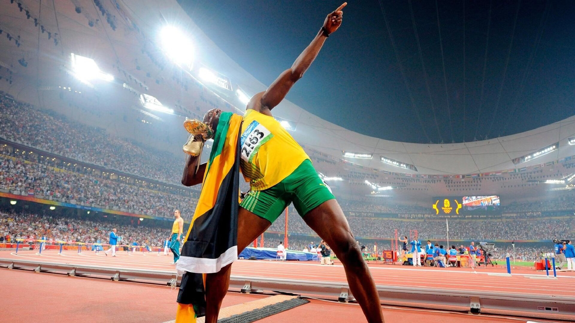 世界杯后球员健康与退役后的生活成为社会讨论焦点